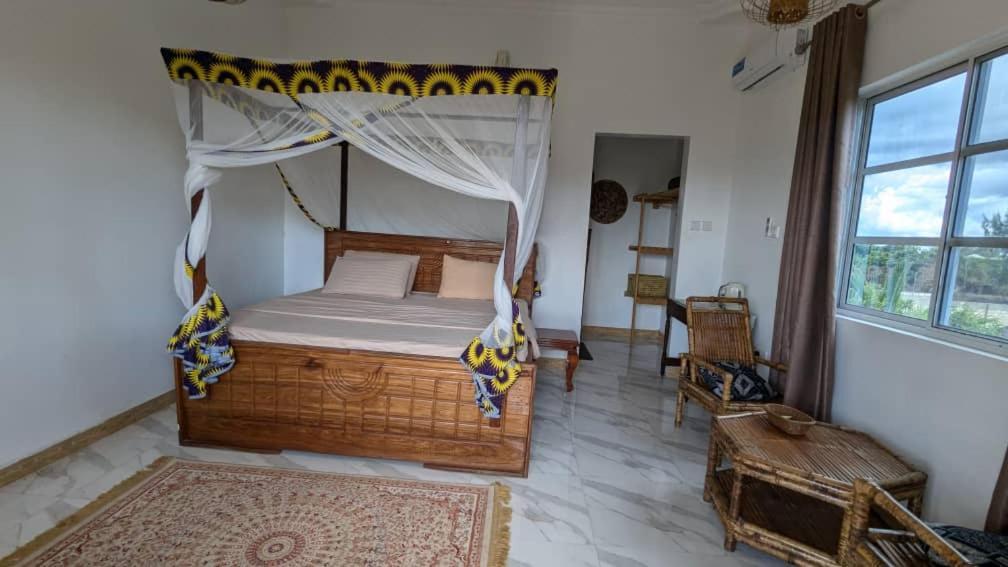 Palm Heaven Bed & Breakfast Marumbi